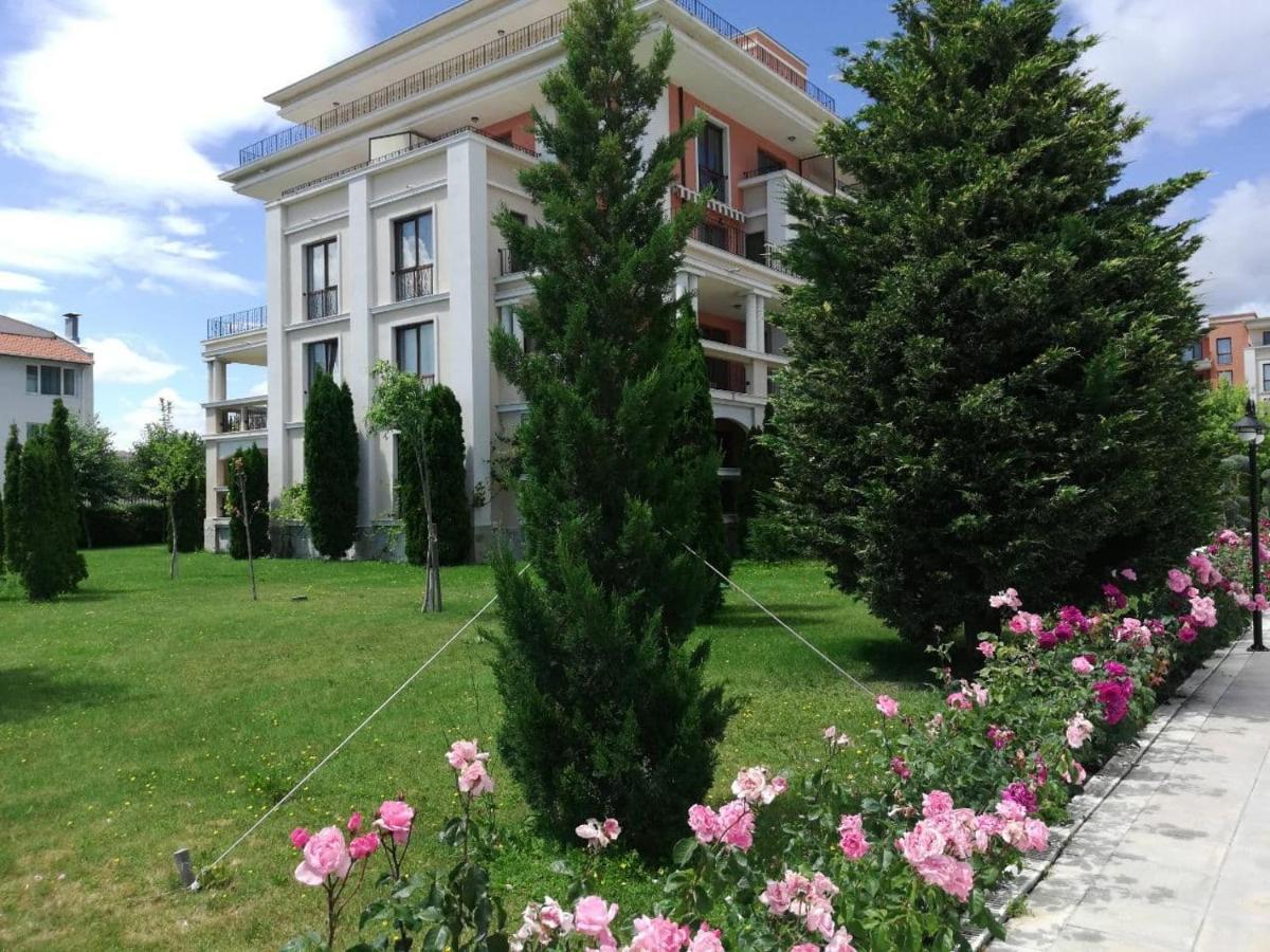 Sea View Apartment Prestige Fort Beach , Premier Fort Beach Sveti Vlas Exteriör bild