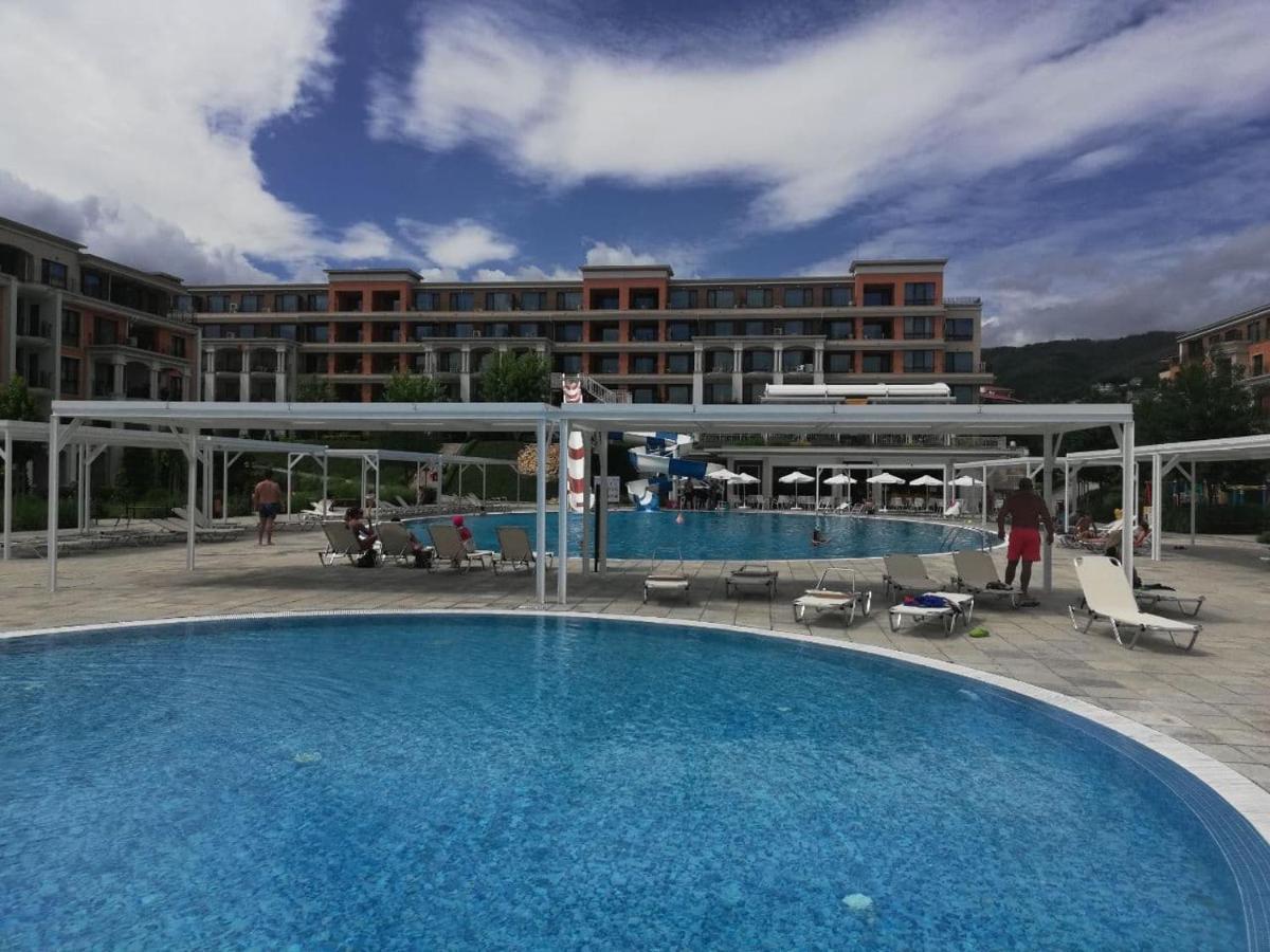 Sea View Apartment Prestige Fort Beach , Premier Fort Beach Sveti Vlas Exteriör bild